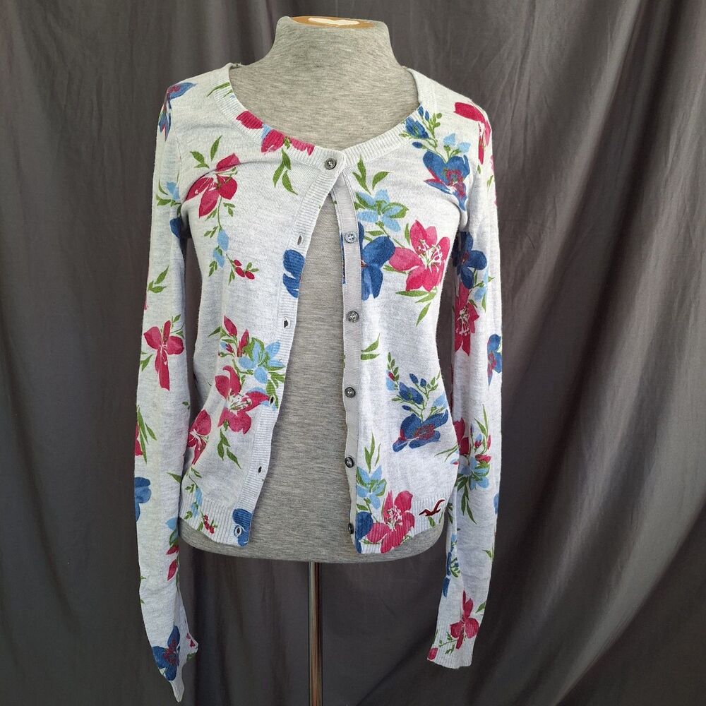 M Hollister Gray Floral Cotton Cardigan Artsy Warm Fairy Office Career Grandma